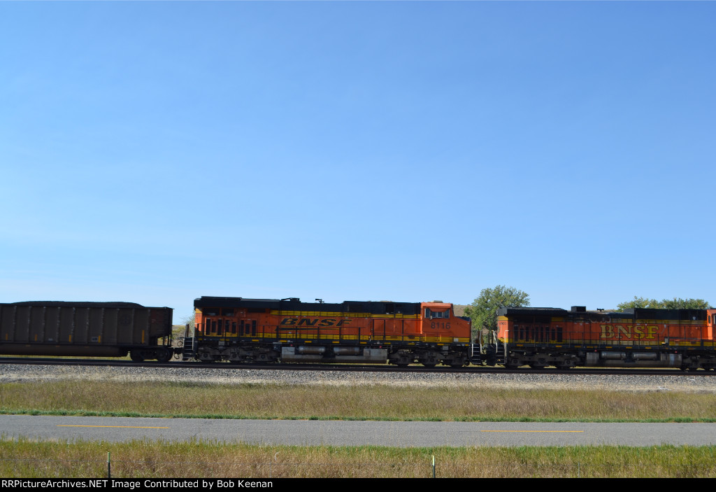 BNSF 8116